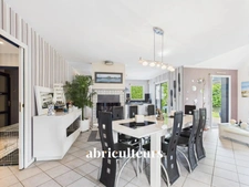 À Erdeven, contemporaine spacieuse et lumineuse, à 10 min des plages – Calme, vie familiale et prestations de qualité