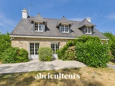 Maison familiale d’environ 160 m² au nord de Vannes (Le Teninio) 56000