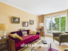 Versailles<span></span>Clagny-Glatigny<span></span>Appartement 3 pièces<span></span>67 m²<span></span>balcon, cave + parking