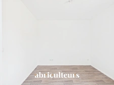 Appartement T3  en rez-de-chaussée avec Jardin plein sud et Pigeonnier de Charme