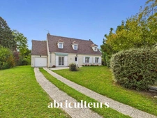 Maison  spacieuse -  150 m² - 5 pièces  - 4 chambres - Avilly St Léonard
