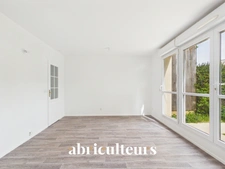 Appartement T3  en rez-de-chaussée avec Jardin plein sud et Pigeonnier de Charme