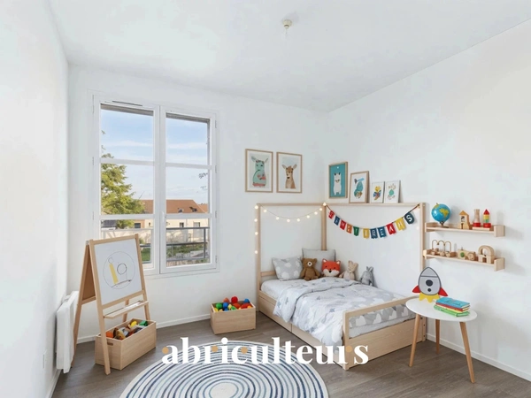 Appartement T3<span></span>Traversant Est/Ouest<span></span>Très jolie Vue<span></span> Résidence de standing à Survilliers