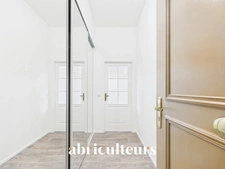 Appartement T3<span></span>Terrasse &  Jardin<span></span>Traversant Est/Ouest<span></span>Résidence de Standing