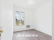 T3 avec Jardin, Terrasse et Jolie Vue sur le Pigeonnier – Résidence de Standing à Survilliers