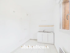 Appartement T3  en rez-de-chaussée avec Jardin plein sud et Pigeonnier de Charme