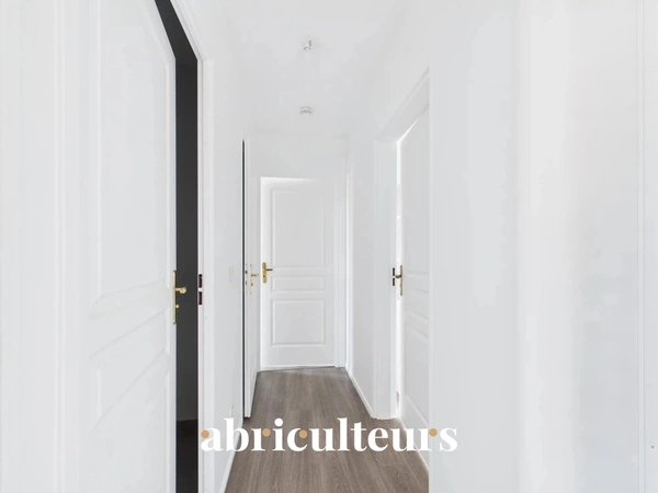 Appartement T3<span></span>Traversant Est/Ouest<span></span>Très jolie Vue<span></span> Résidence de standing à Survilliers