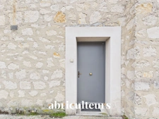 Appartement T2 rénové de caractère, terrasse & jardin – Résidence de standing à Survilliers