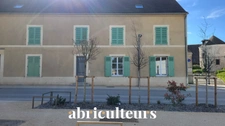 Bel Appartement T4 entièrement rénové (3 chambres) avec place de stationnement – Résidence  sécurisée de standing au cœur de Survilliers