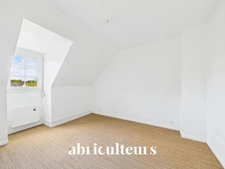 Maison  spacieuse -  150 m² - 5 pièces  - 4 chambres - Avilly St Léonard