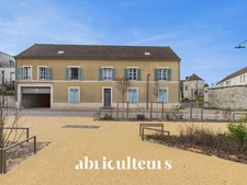 Superbe T4 rénové avec box et parking<span></span>Résidence de standing au cœur de Survilliers