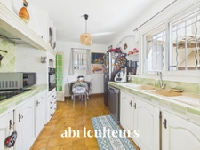 Spacieuse - Maison - 135 m² - Arles Trinquetaille