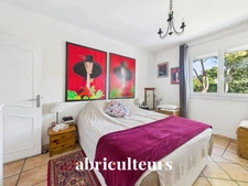 Maison familiale avec jardin, piscine et dépendance – 192 m² - Bouc bel Air