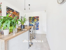 Maison familiale avec jardin, piscine et dépendance – 192 m² - Bouc bel Air