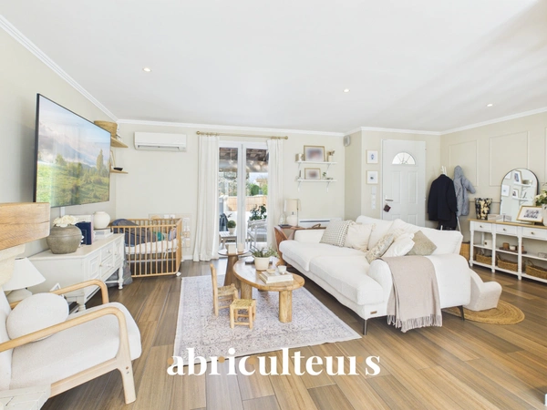Villa T4 Plain au pied de  Luynes centre, Proche  Commerces en vente à Aix-en-Provence (13080)