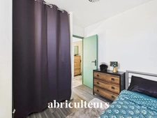 T2 dernier étage - 37 m2 avec balcon Marseille 5ème