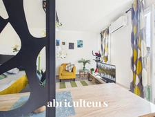 T2 dernier étage - 37 m2 avec balcon Marseille 5ème