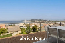 Maison d'architecte 195 m²<span></span>6 pièces<span></span>Marseille 8ème