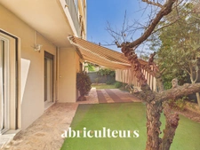 Aix-en-Provence<span></span>Facultés | T3 de 69 m² avec terrasse de 25 m², jardin et garage