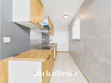 T2 avec terrasse 45,5 m2 Marseille 1er - proche St Charlesl