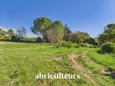 Terrain avec maison neuve à Châteauneuf le Rouge
