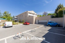 ROUSSET<span></span>T3 récent 63 m² avec terrasse, box et DPE A