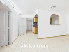 T2 avec terrasse 45,5 m2 Marseille 1er - proche St Charlesl