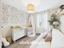 Villa T4 Plain-Pied Luynes centre<span></span>Pièce de vie 50m²<span></span>Proche  Commerces