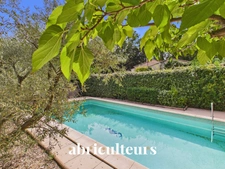 Puyloubier<span></span>Maison 5 pièces de 110 m² au calme absolu avec piscine