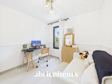 Superbe T3 -  68 m² - AIX PONT DE L'ARC | Terrasse 24 m², Résidence Récente & Calme