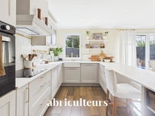 MAISON FAMILIALE PRETE A VIVRE A PROXIMITE D'AIX EN PROVENCE