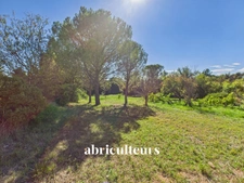 Terrain avec maison neuve à Châteauneuf le Rouge