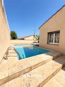 Maison T5 à Saint-Savournin<span></span>4 Chambres, Piscine et Garage<span></span>Prête à vivre