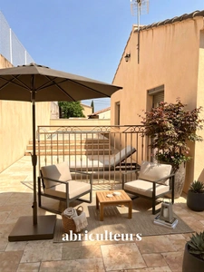 Maison T5 à Saint-Savournin<span></span>4 Chambres, Piscine et Garage<span></span>Prête à vivre