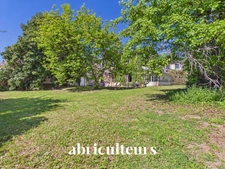 Écully<span></span>Maison familiale avec piscine sur parcelle de 1 056 m²