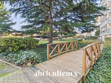 Appartement 2 pièces<span></span>50 m²<span></span>Bron au pied du tram