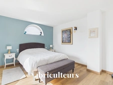 Maison familiale contemporaine – 194 m² – 6 pièces – Échalas (69700)