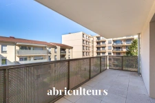 Appartement<span></span>85 m²<span></span>4 pièces<span></span>Vénissieux Rue Paul Bert