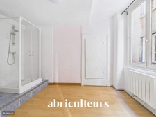 Appartement 2 pièces de 27 m² à rénover– Investissement idéal en vente à Lyon 1