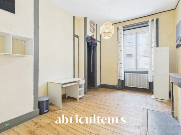 Appartement<span></span>176 m²<span></span>5 pièces<span></span>Saint-Étienne Rue de la Résistance