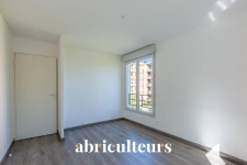 Appartement<span></span>85 m²<span></span>4 pièces<span></span>Vénissieux Rue Paul Bert