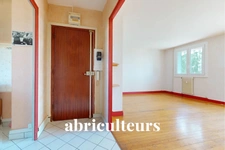 GENAY<span></span>APPARTEMENT 3 PIÈCES<span></span>2 CHAMBRES<span></span> 65m²<span></span>157 000€