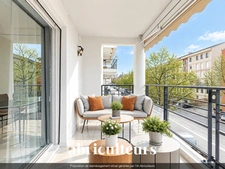 Grand 2 pièces avec terrasse et garage en vente à Bron (69500)