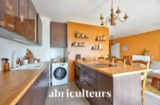 Appartement<span></span>73,38 m²<span></span>4 pièces<span></span>Saint-Priest