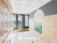 Appartement 2 pièces<span></span>50 m²<span></span>Bron au pied du tram