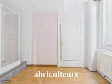 Appartement 2 pièces de 27 m² à rénover– Investissement idéal en vente à Lyon 1