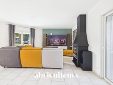 Maison familiale contemporaine – 194 m² – 6 pièces – Échalas (69700)