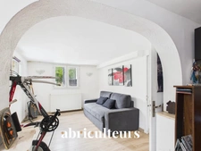 Maison familiale 4 chambres rénovée avec grand jardin, dépendances et stationnements – Argenteuil, secteur calme et recherché