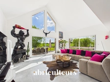 Maison d'architecte récente de plain pied<span></span>vue dégagée sur nature