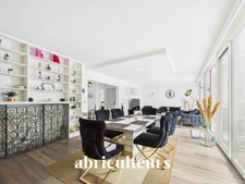 Maison<span></span>263 m²<span></span>10 pièces<span></span>Enghien-les-Bains Rue des Thermes